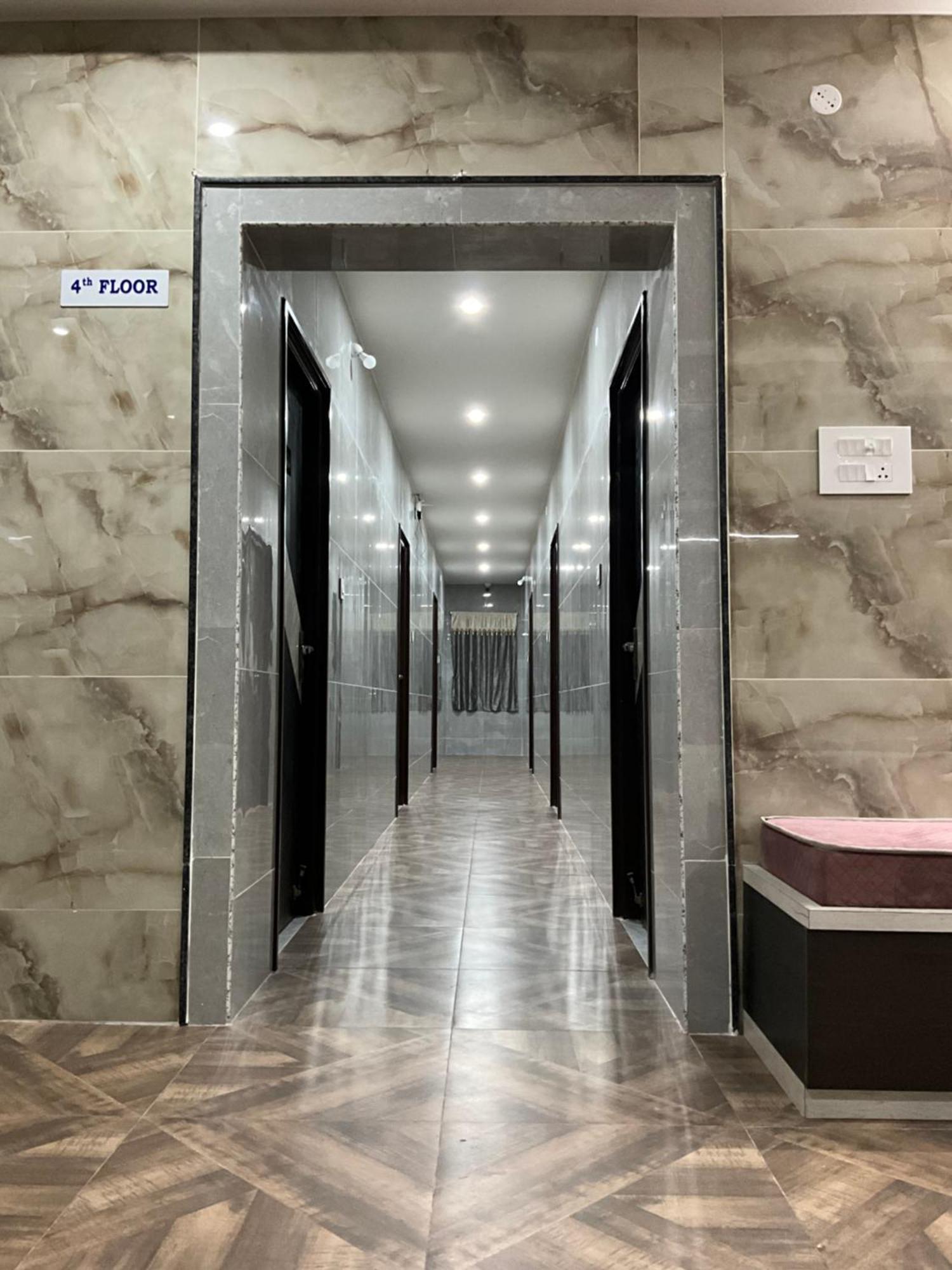 Mgr Residency Villa Srikalahasti Luaran gambar
