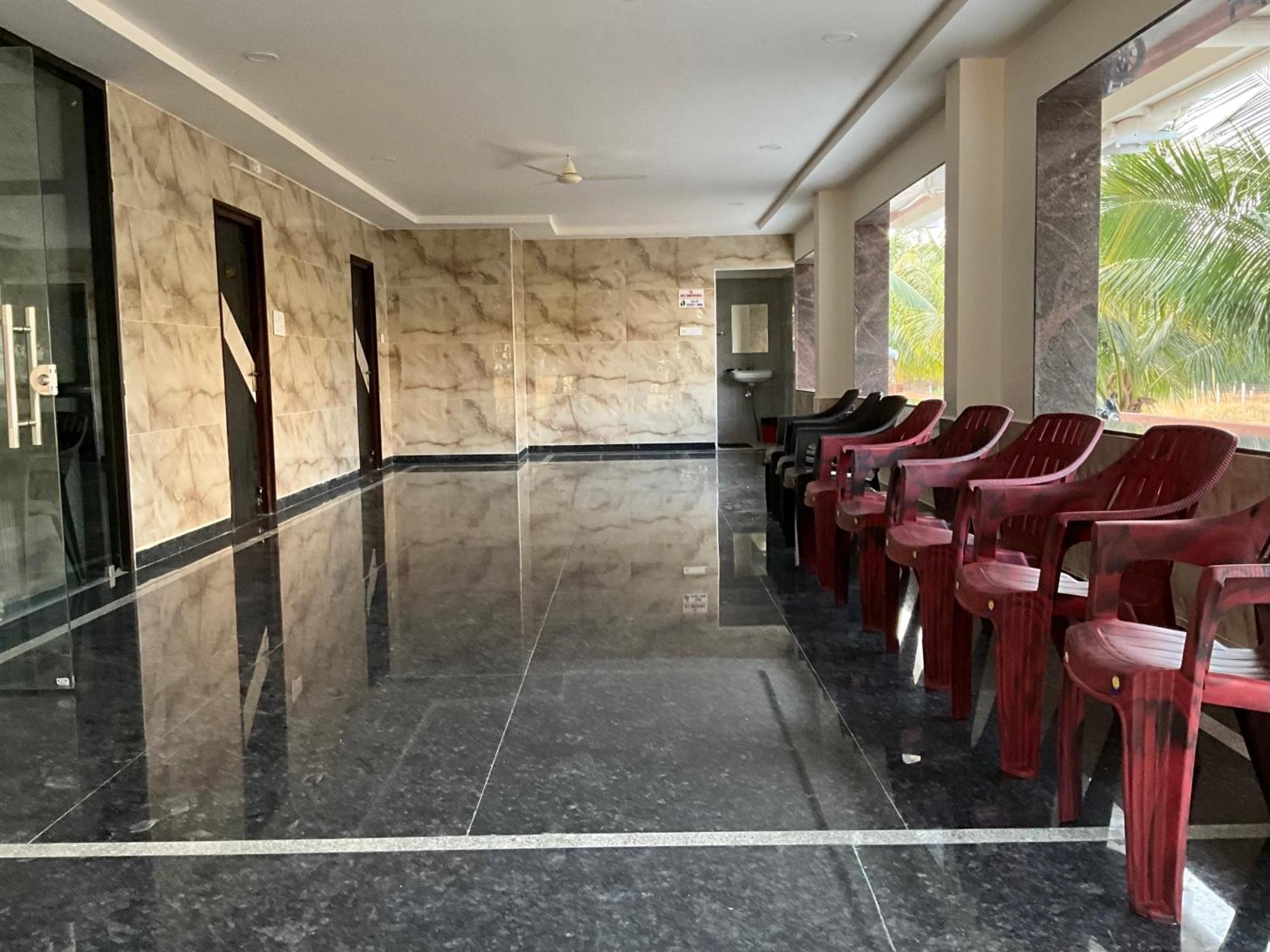 Mgr Residency Villa Srikalahasti Luaran gambar