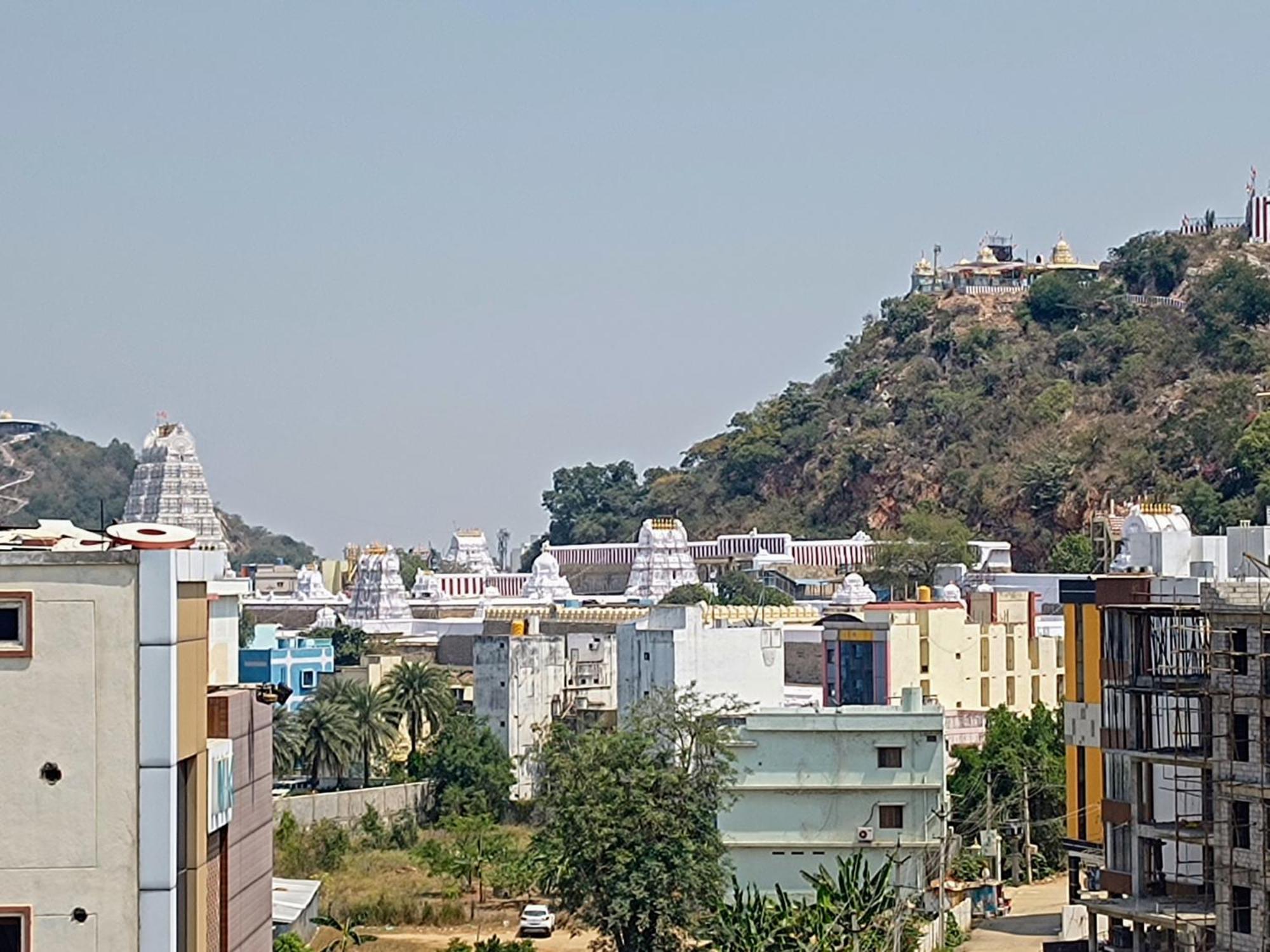 Mgr Residency Villa Srikalahasti Luaran gambar
